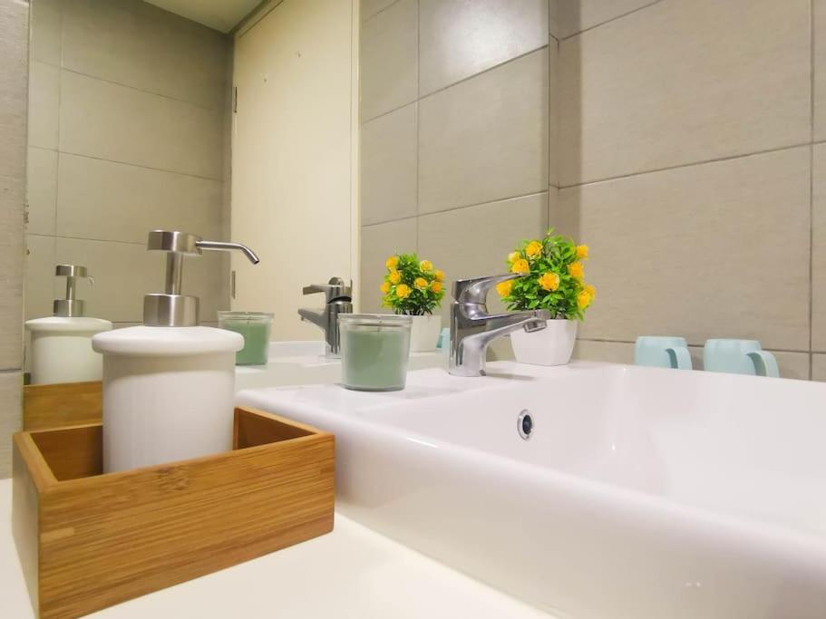 Ekocheras Loft 5 Pax, #snooker #abovemall #balcony #freecarpark Kuala Lumpur